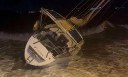 Fırtına Milas’ta Zarara Yol Açtı: Milyonluk Tekne Karaya Oturdu