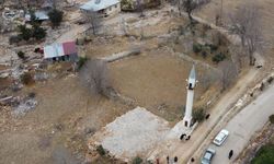 Minare Ayakta, Cami Yok: Aladağ Mahallesi Ramazan’ı Bekliyor
