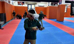 Miniklerin VR gözlük deneyimi