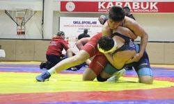 Okul Sporları Güreş Grup Müsabakaları Karabük’te Start Aldı