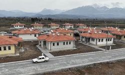 Osmaniye’de Tamamlanan Köy Evleri Sahiplerine Verildi