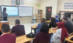 Düzce’de Veliler Öğrenci Oldu, Ders Zili Onlar İçin Çaldı