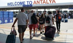 Antalya Turizminde Rekor: Ziyaretçi Sayısı 17,5 Milyonu Aştı