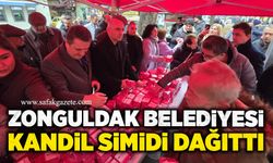 Zonguldak Belediyesi kandil simidi dağıttı