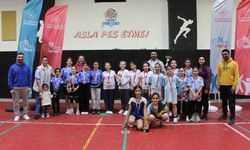 Düzce’de Okul Sporları Badminton Şampiyonları Belli Oldu