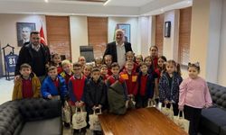 Başkan Yıldız Minikleri Belediyede Ağırladı
