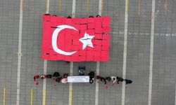 Bolu’da özel öğrencilerden anlamlı bayrak koreografisi