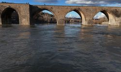 Dicle Nehri’nde Su Seviyesi Yükseldi, Dronla Görüntülendi