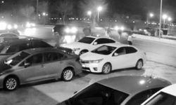 Düzce'deki kaza kamerada: Restorandaki müşteriler ve çalışanlar yardıma koştu