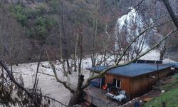 Sağanak Coşturdu: Uçansu Şelalesi Taştı