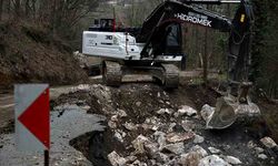 Heyelan bölgesinde yol güvenliği için çalışma
