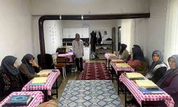 Kur’an kurslarında sağlık eğitimi veriliyor