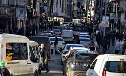 Trafik yoğunluğu vatandaşları ve sürücüleri çileden çıkardı
