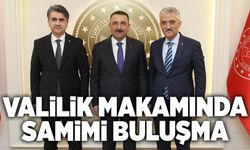 Valilik makamında samimi buluşma