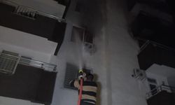 Alanya’da 5 katlı binada korkutan yangın