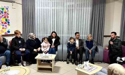 AK Parti Merkez İlçe Huzurevini ziyaret etti