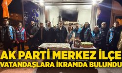 AK Parti Merkez İlçe vatandaşlara ikramda bulundu