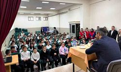 Başkan Çetinkaya, öğrencilerle yerel yönetimleri konuştu