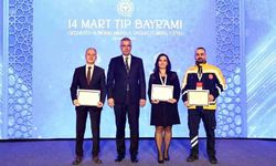 Düzceli sağlık çalışanları İstanbul’da ödüllendirildi