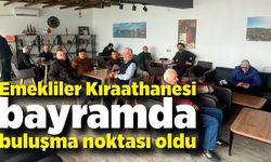 Emekliler Kıraathanesi bayramda buluşma noktası oldu
