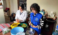 Gençlerden Meryem Teyze’ye iftar ziyareti