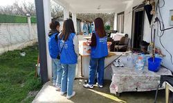 Gönüllü gençlerden ramazan yardımı