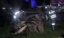 Hurdaya dönen otomobilin sürücüsü yaralandı