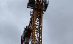 Paralarını alamayınca intihara kalkışan işçiler ekiplerce ikna edildi