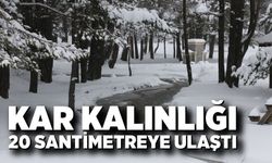 Abant Gölü’nü 20 Santimetrelik Kar Örtüsü Süsledi