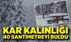 Düzce'nin yüksek kesimleri beyaza büründü: Kar kalınlığı 40 santimetreye ulaştı