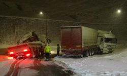 Kar yağışı kazaları da beraberinde getirdi