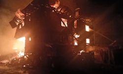 Kastamonu’da 2 evde yangın çıktı: Ahır, odunluk ve samanlık da yandı