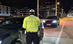 Kurallara uymayan bin 523 sürücüye ceza