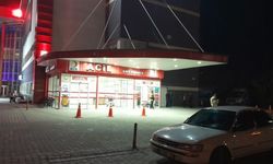 Karşıdan karşıya geçen yayaya çekici çarptı