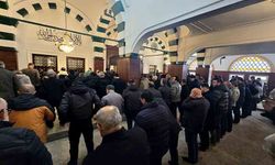 Zonguldak’ta Ramazan’ın son cumasında camiler doldu