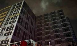 İnşaat halindeki 12 katlı binada yangın paniği