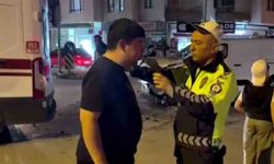 Ambulans ile hafif ticari araç kafa kafaya çarpıştı: 4 Yaralı