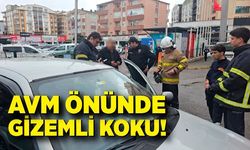 Park Halindeki Araç Korkuttu! Koku Ekipleri Harekete Geçirdi