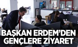 Başkan Erdem’den gençlere ziyaret