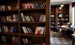 Başkan Özlü’den Kütüphaneler Haftası Mesajı: Bilgi ve Kültür Önceliğimiz