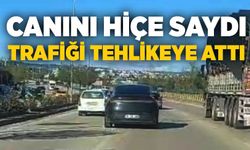 Canını hiçe saydı, trafiği tehlikeye attı