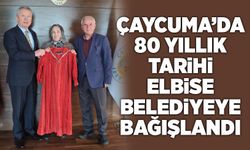 Çaycuma’da 80 yıllık tarihi elbise belediyeye bağışlandı