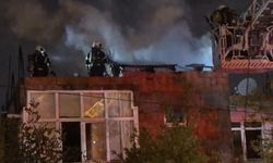 Çayırova’da çatı yangını paniği