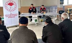 Çiftçilere kritik eğitim: Zararlılar ve destekler anlatıldı