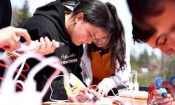 23 Nisan coşkusu köy okulunda bilimle buluştu