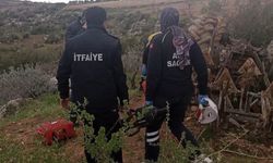 Devrilen traktörün sürücüsü hayatını kaybetti