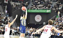 Fenerbahçe deplasmanda kazandı: Manisa 78-82