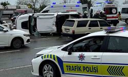 Otomobil takla attı: Aynı aileden 4 yaralı