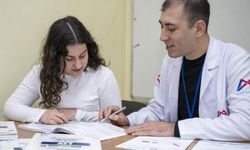 Görme engelli öğrenciye ücretsiz eğitim desteği