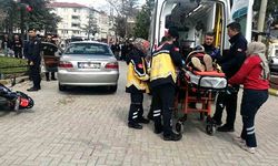 Otomobil ile motosiklet kavşakta çarpıştı: 2 yaralı